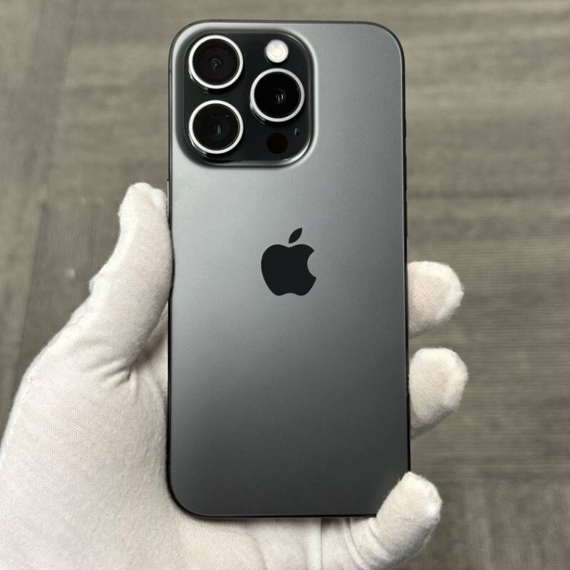 新机 苹果/iphone 15 pro 256gb 黑色钛金属 卡贴（ver版） 编号9313 