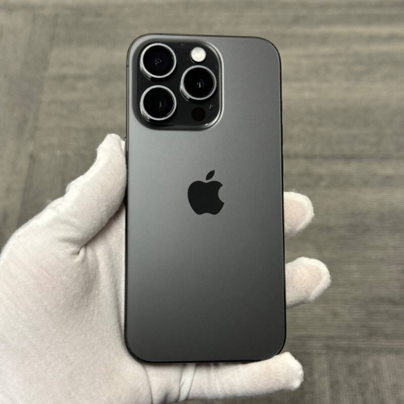 99新 苹果/iphone 15 pro 128gb 黑色钛金属 卡贴（ver版） 编号3989 